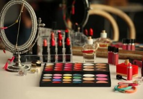 今年1到9月上海規上化妝品企業零售額同比增長15.9%
