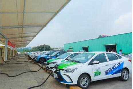 河南省新能源汽車產業聯盟揭牌 目標是要打造國內一流的平臺