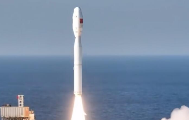 航天科技集團發布六款固體火箭發動機